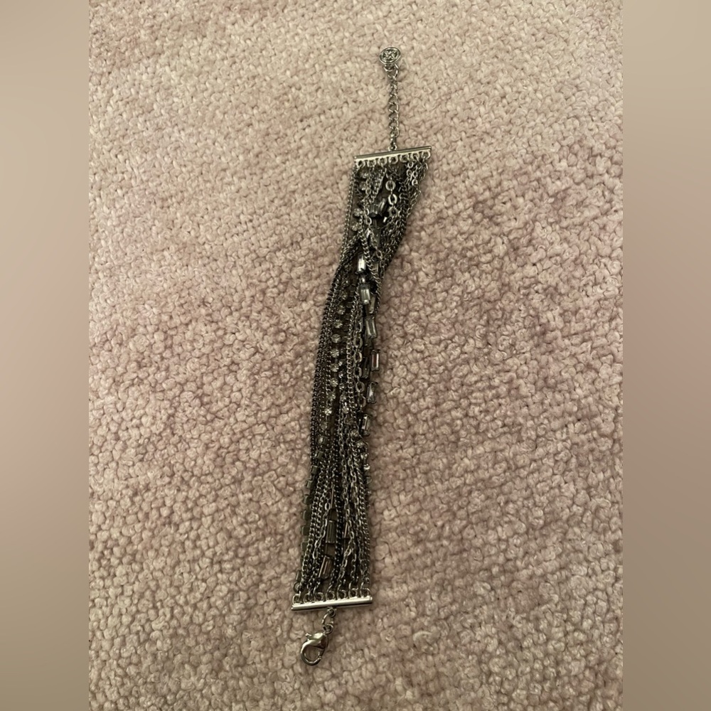 Multilayered bracelet
